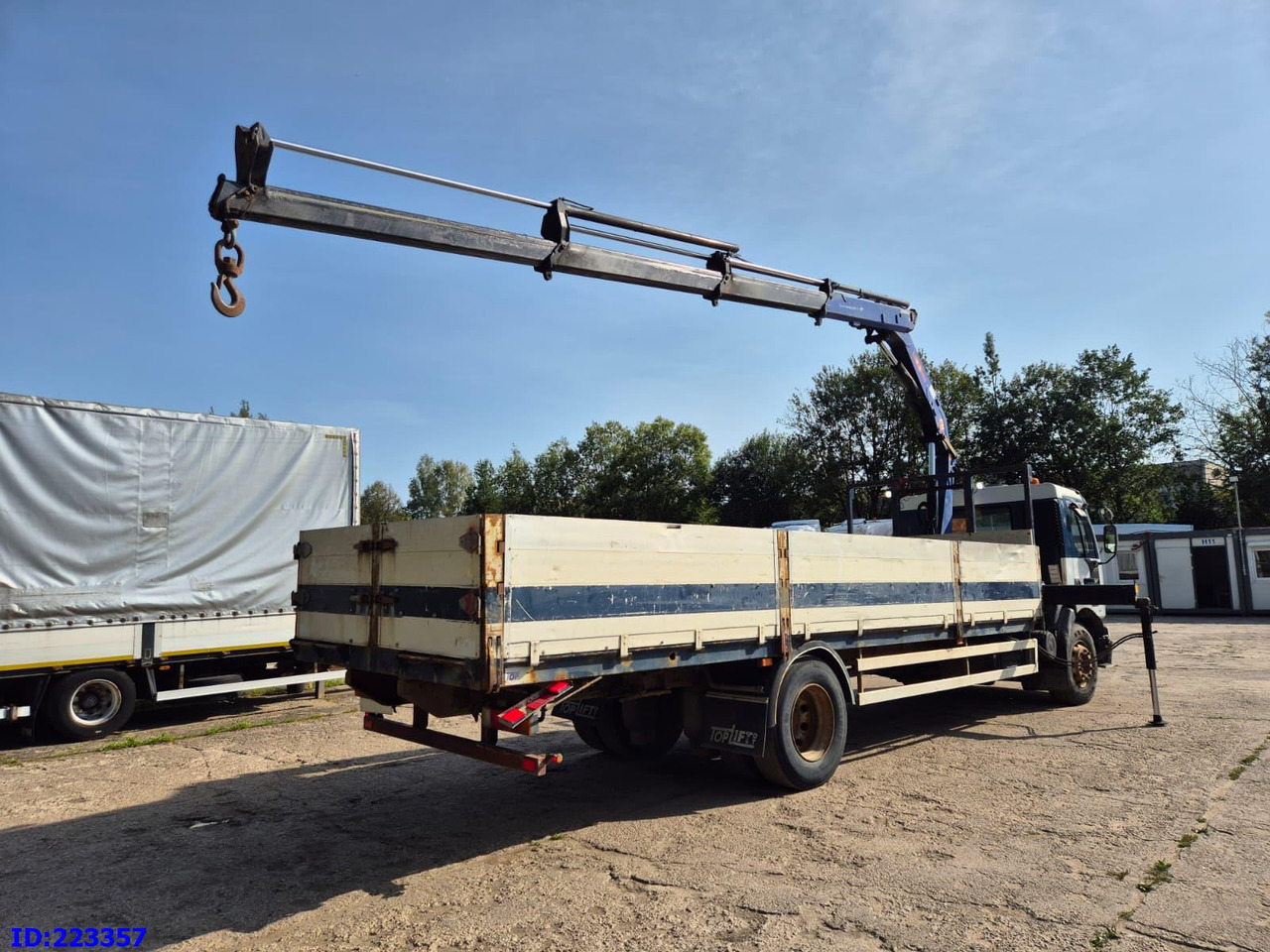 RENAULT Premium 210 4x2 Crane PM - Camion grumier: photos 4 RENAULT Premium 210 4x2 Crane PM - Camion grumier: photos 4