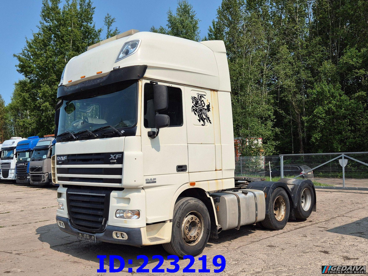 DAF XF 105.460 6X2 (10 tyre) Retarder Euro5 - Tracteur routier: photos 3 DAF XF 105.460 6X2 (10 tyre) Retarder Euro5 - Tracteur routier: photos 3