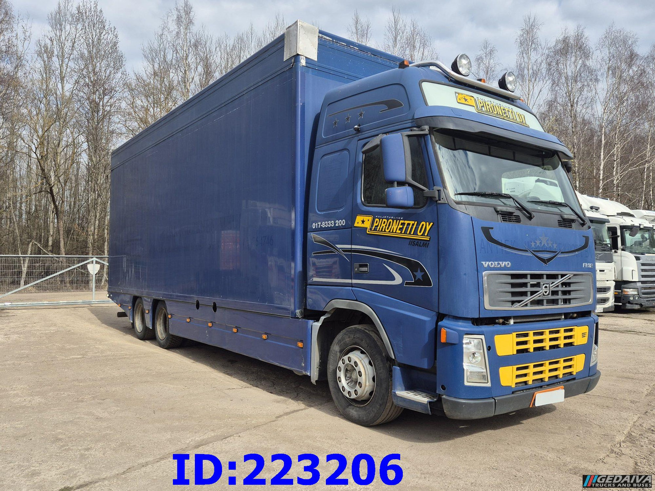 VOLVO FH12 420HP 6x2 - Camion isothermique: photos 4 VOLVO FH12 420HP 6x2 - Camion isothermique: photos 4