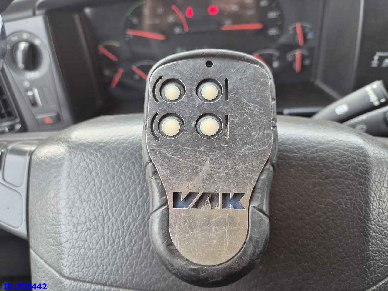 Camion fourgon VOLVO FH13 480HP 6X2: photos 20 Camion fourgon VOLVO FH13 480HP 6X2: photos 20