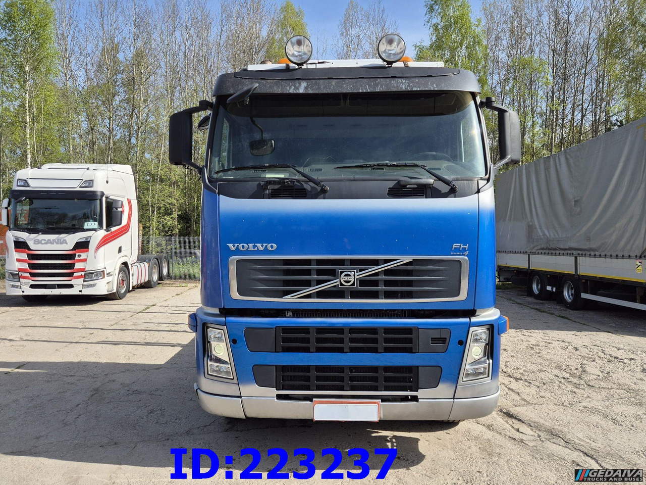 VOLVO FH13 480HP 6x4 - Camion grumier: photos 2 VOLVO FH13 480HP 6x4 - Camion grumier: photos 2