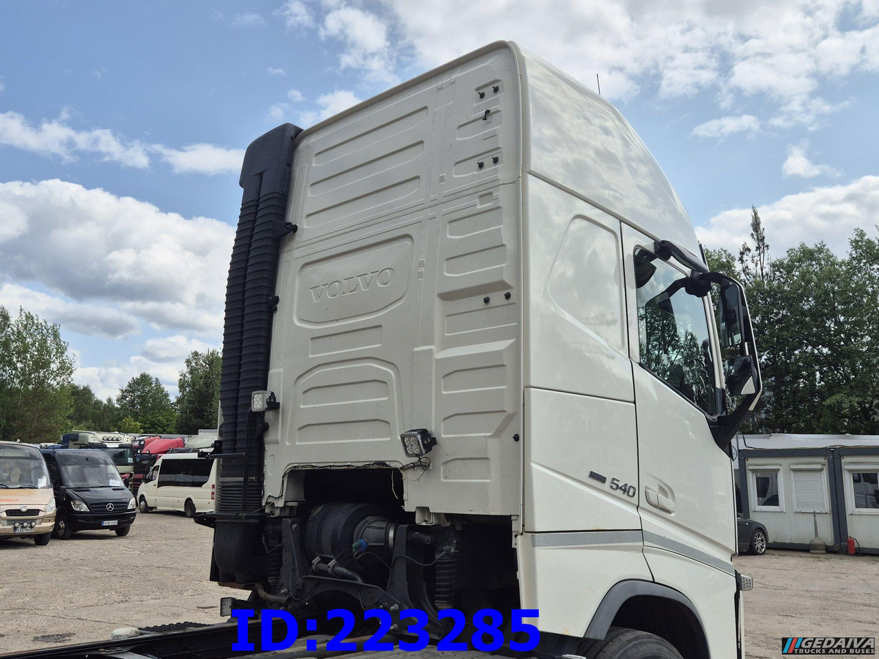 VOLVO FH13 540HP 6x2 (10 tyre) Euro6 - Châssis cabine: photos 5 VOLVO FH13 540HP 6x2 (10 tyre) Euro6 - Châssis cabine: photos 5