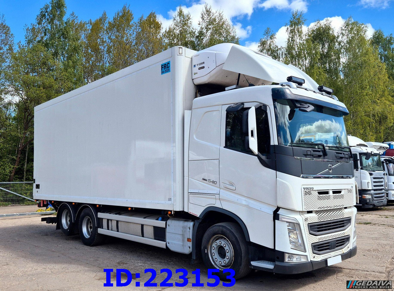 VOLVO FH13 540HP 6x2 FRC Thermoking - Camion frigorifique: photos 4 VOLVO FH13 540HP 6x2 FRC Thermoking - Camion frigorifique: photos 4