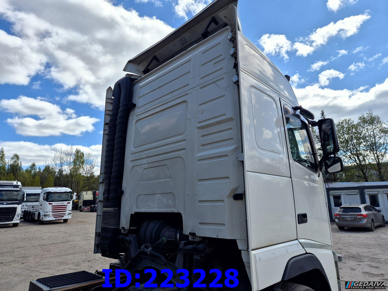 VOLVO FH13 540HP 8X4 Euro5 - Châssis cabine: photos 5 VOLVO FH13 540HP 8X4 Euro5 - Châssis cabine: photos 5