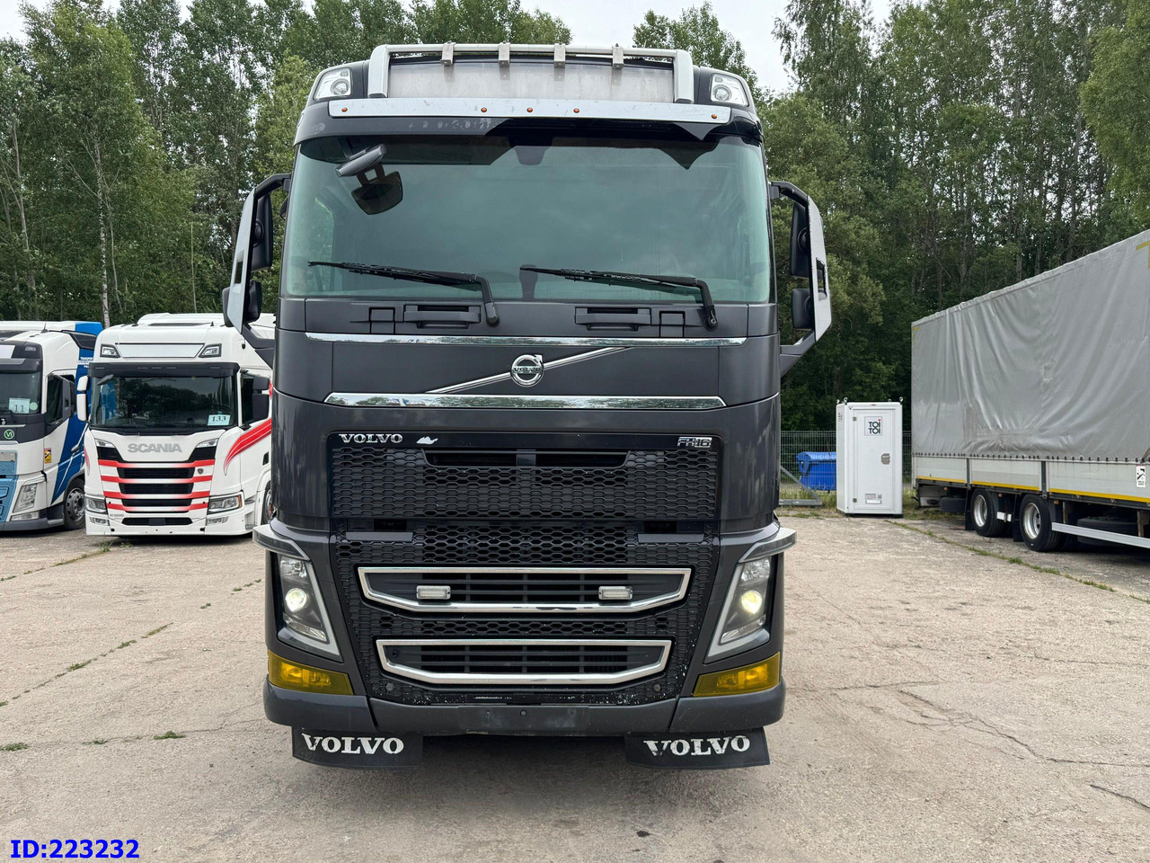 VOLVO FH16 700HP 8X4 Big Axles - Châssis cabine: photos 2 VOLVO FH16 700HP 8X4 Big Axles - Châssis cabine: photos 2