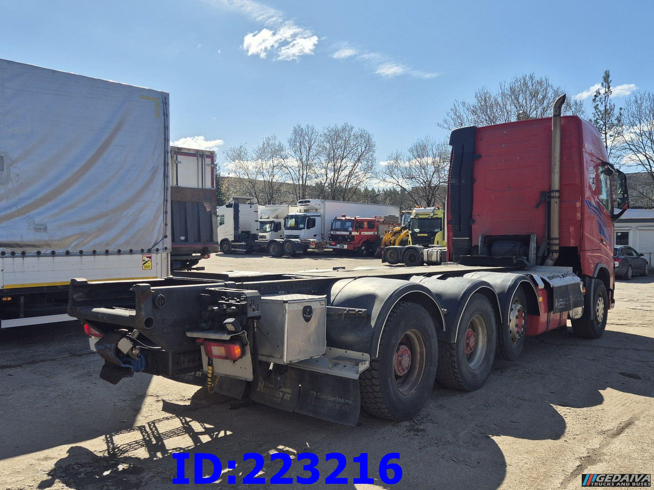 VOLVO FH16 700HP 8X4 Big axle - Châssis cabine: photos 5 VOLVO FH16 700HP 8X4 Big axle - Châssis cabine: photos 5
