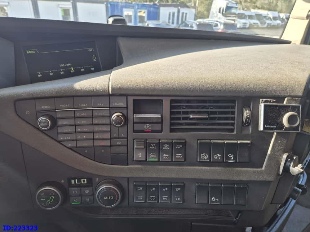 Camion fourgon VOLVO FH16 750HP - 8x4 -Big Axles: photos 17