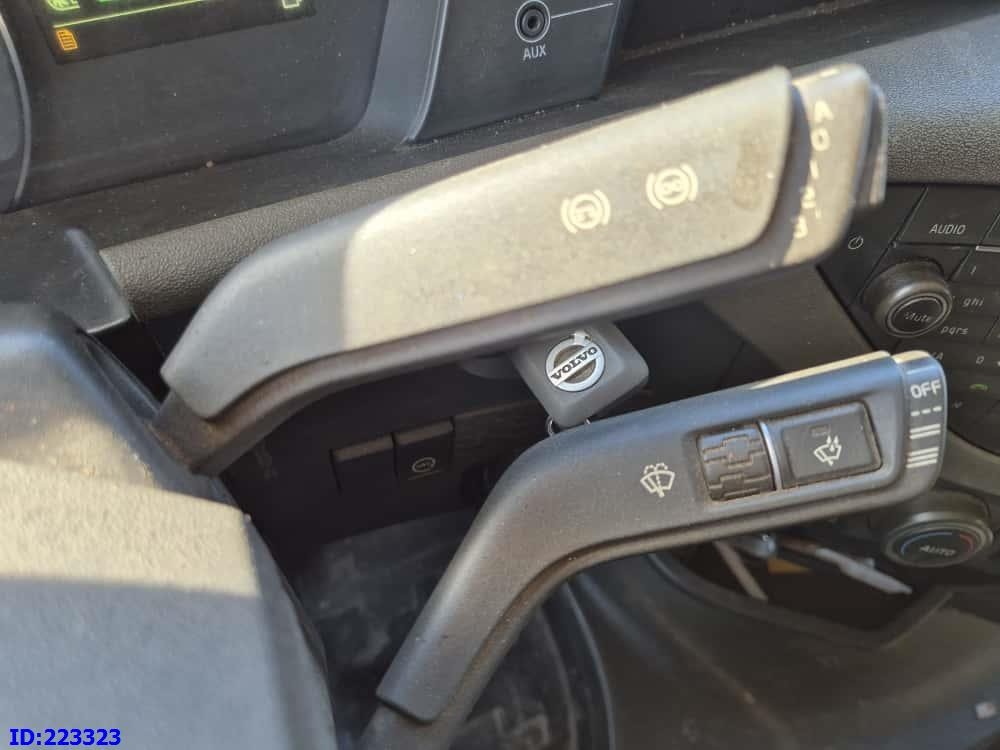 Camion fourgon VOLVO FH16 750HP - 8x4 -Big Axles: photos 16