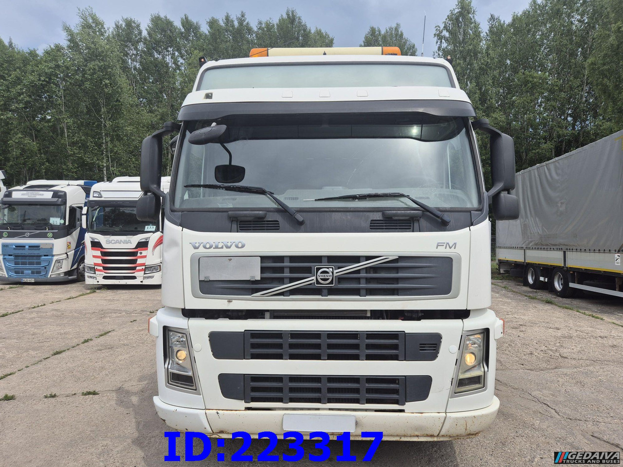 VOLVO FM13 480HP 8x4 (Big axle) - Camion benne: photos 2 VOLVO FM13 480HP 8x4 (Big axle) - Camion benne: photos 2