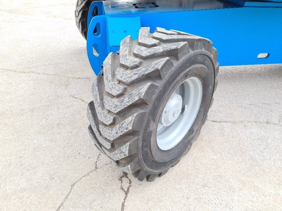 Crédit-bail de Genie S125 4WD  Genie S125 4WD: photos 13