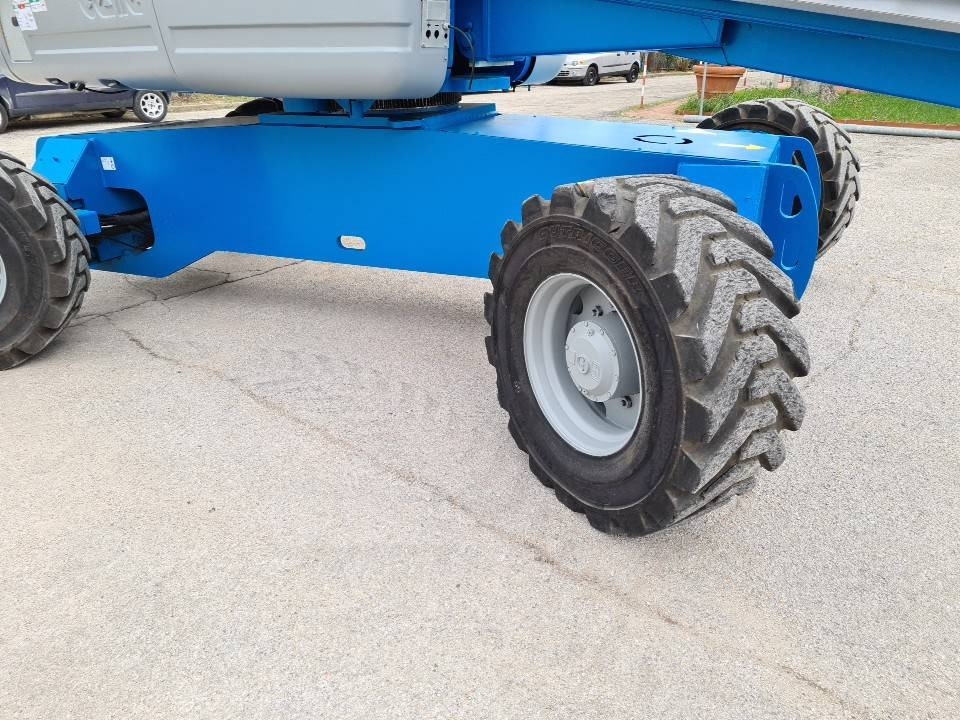 Crédit-bail de Genie S125 4WD  Genie S125 4WD: photos 12