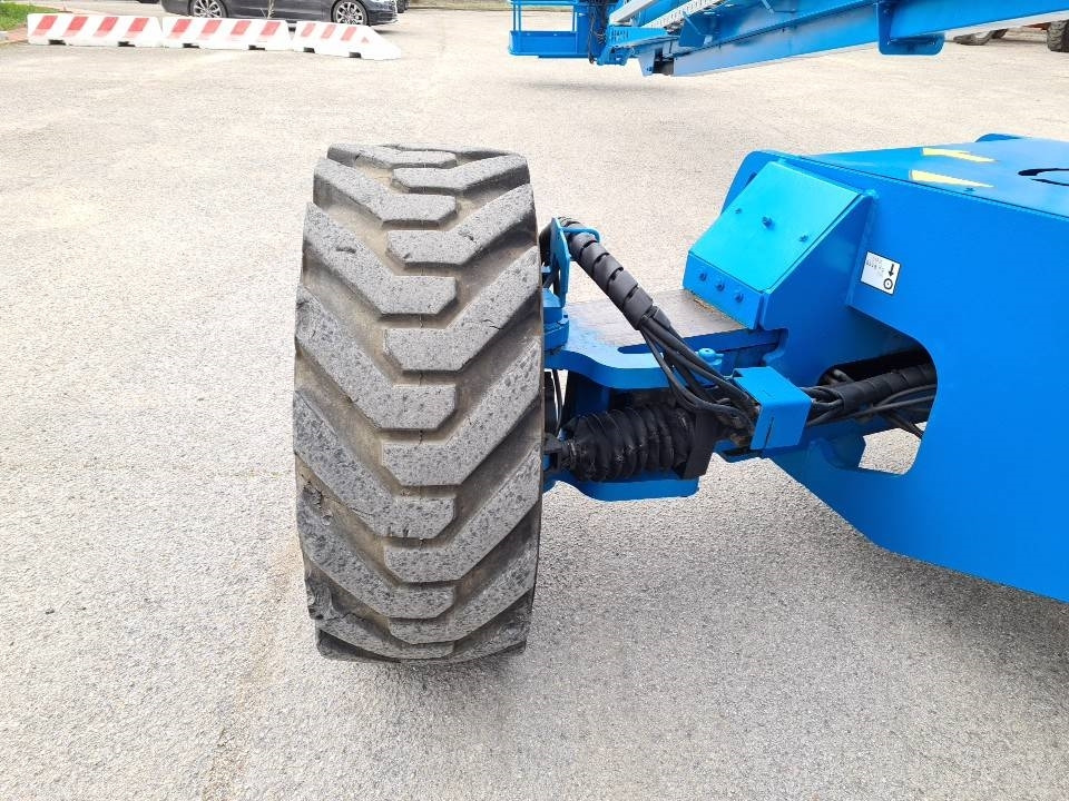 Crédit-bail de Genie S125 4WD  Genie S125 4WD: photos 17