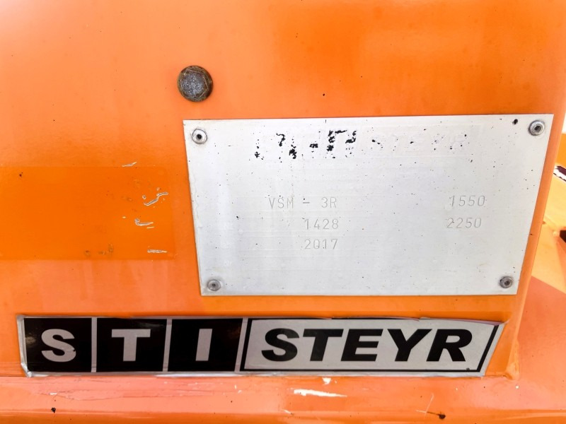Steyr STI VSM-3R (3833) - Répandeuse: photos 3 Steyr STI VSM-3R (3833) - Répandeuse: photos 3