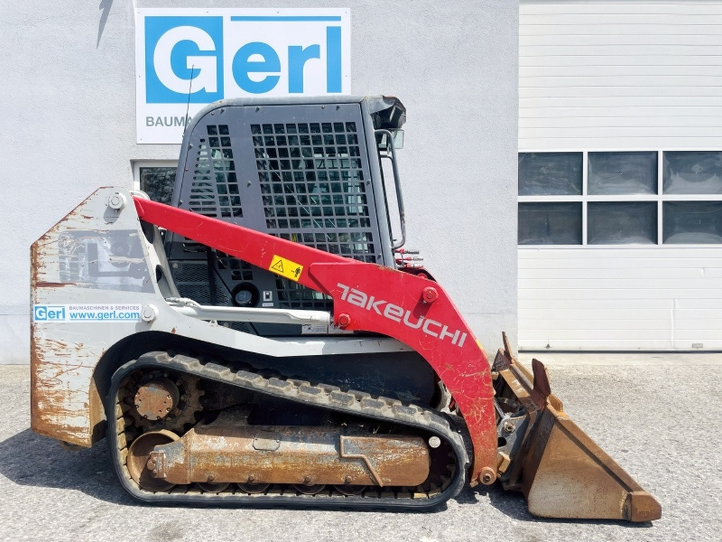 Takeuchi TL8 (4031) - Mini chargeuse: photos 2 Takeuchi TL8 (4031) - Mini chargeuse: photos 2