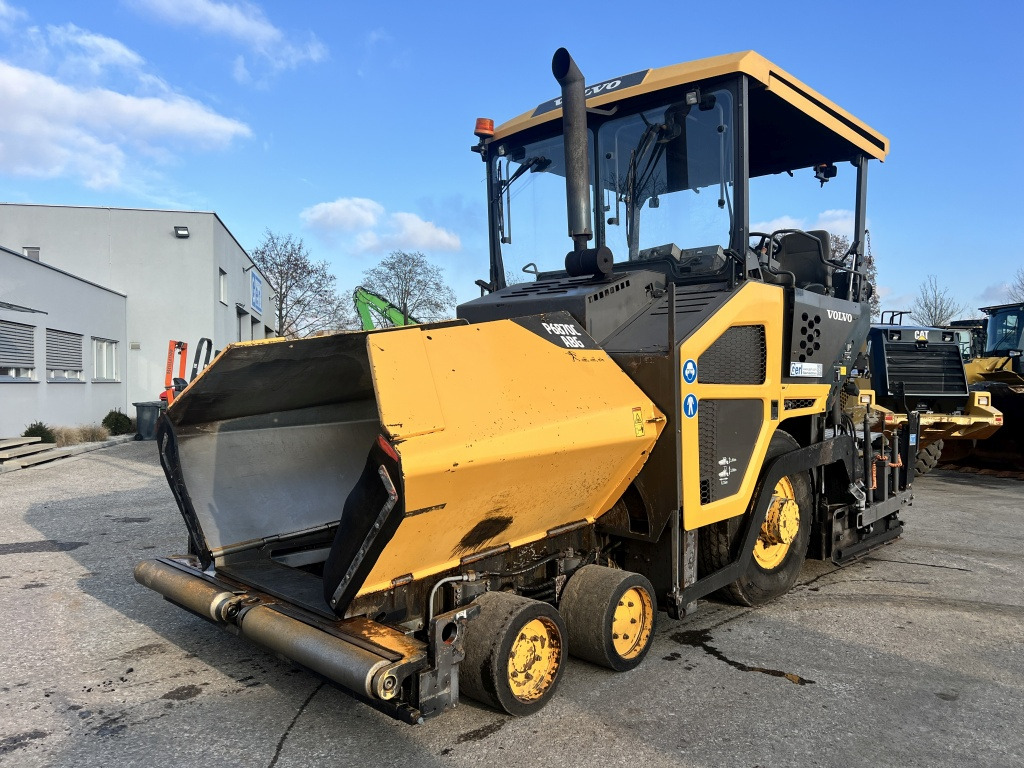 Volvo 6870 C (111414) - Finisseur: photos 2 Volvo 6870 C (111414) - Finisseur: photos 2