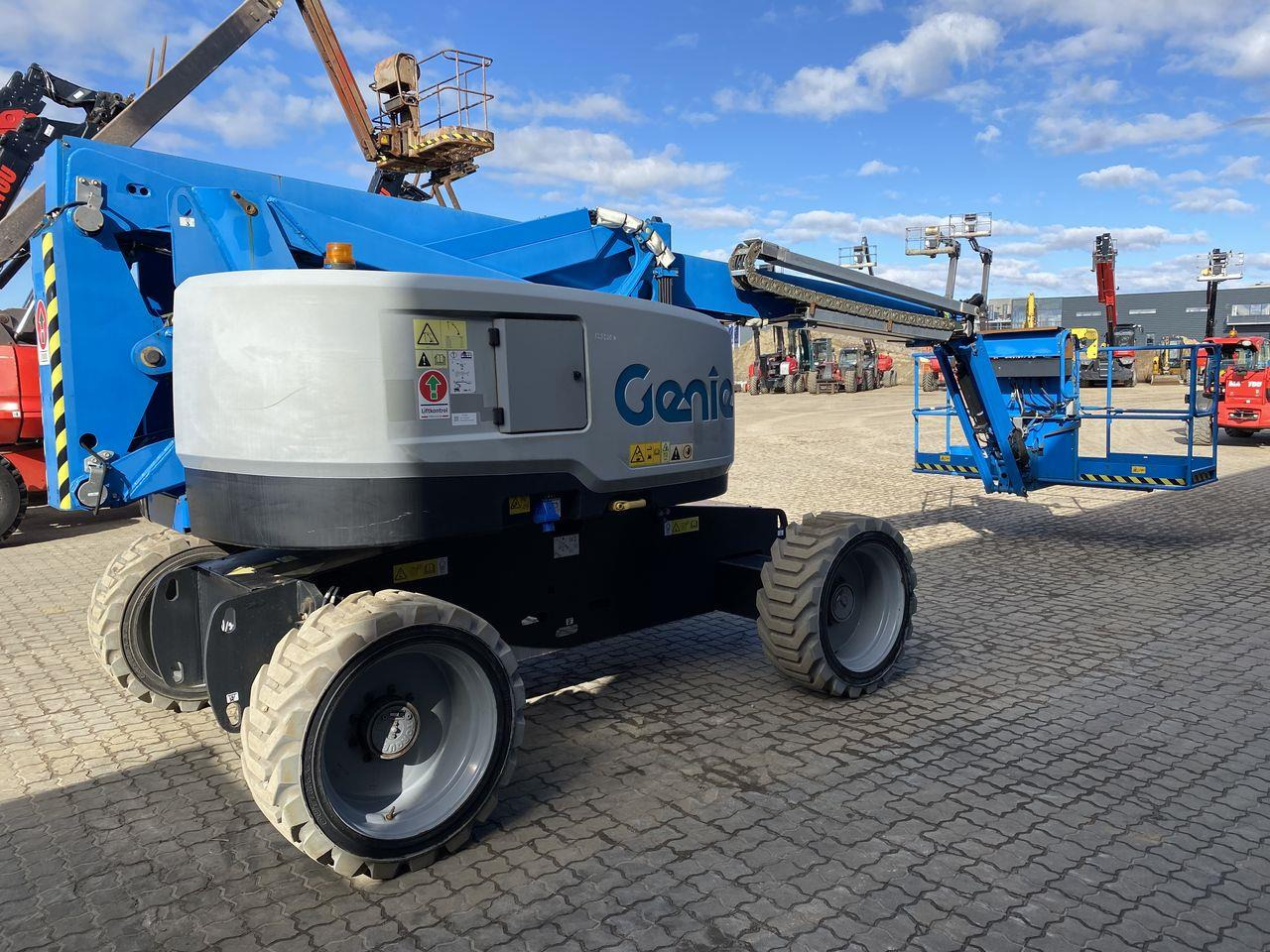 Genie Z60/37 DC - Nacelle articulée: photos 4 Genie Z60/37 DC - Nacelle articulée: photos 4