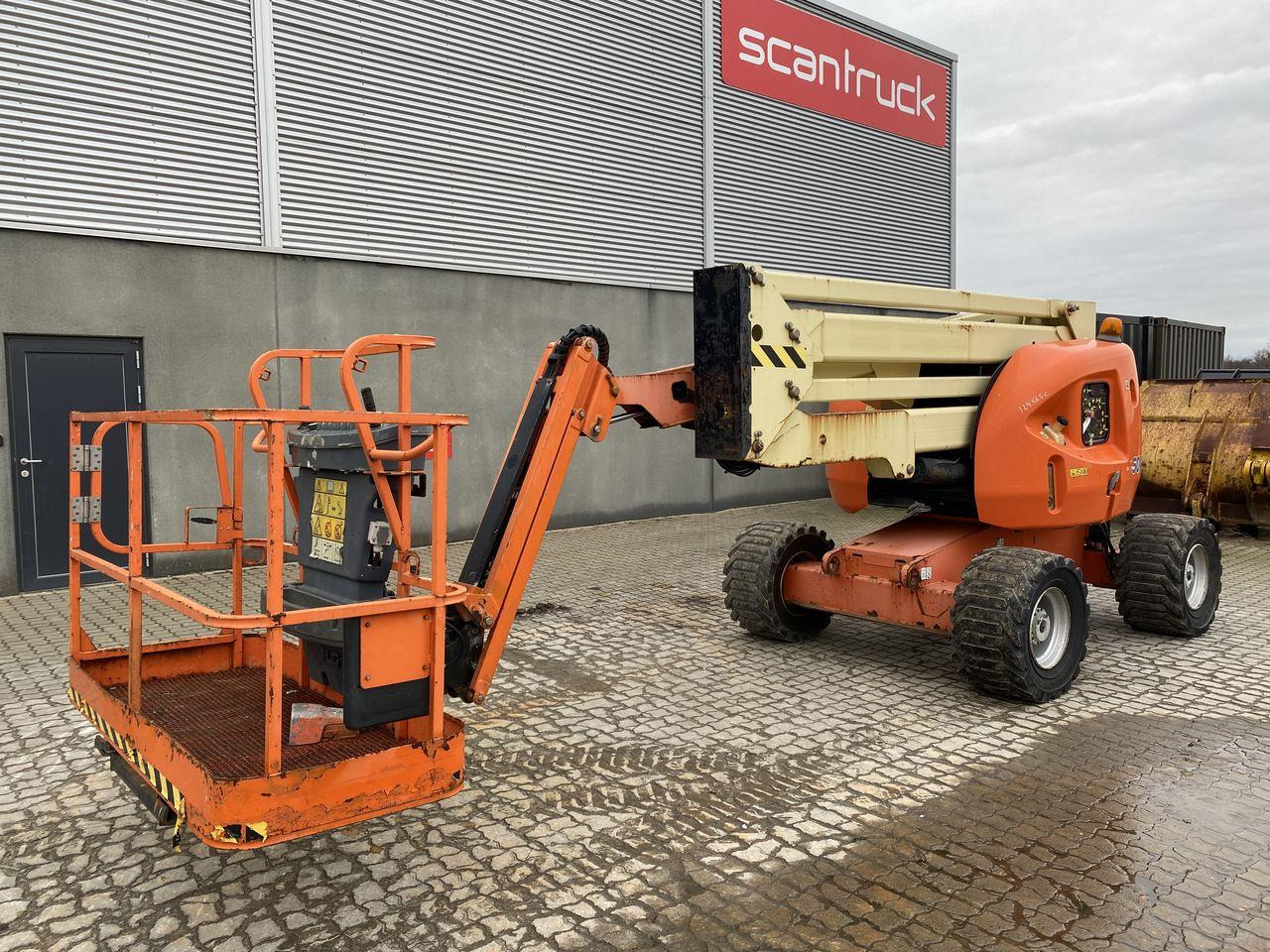 JLG 450AJ - Nacelle articulée: photos 1 JLG 450AJ - Nacelle articulée: photos 1