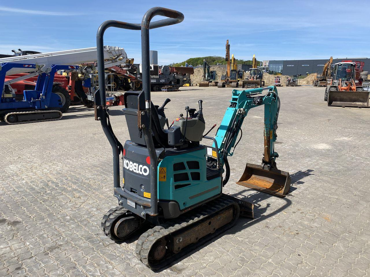 Kobelco SK10SR-2 - Mini pelle: photos 4 Kobelco SK10SR-2 - Mini pelle: photos 4