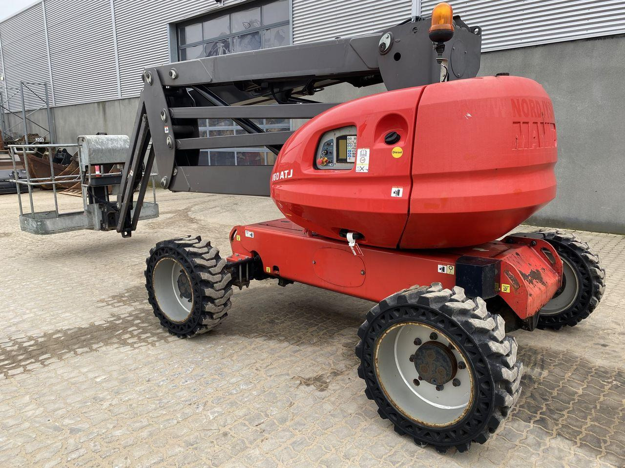 Manitou 160ATJ RC - Nacelle articulée: photos 2 Manitou 160ATJ RC - Nacelle articulée: photos 2