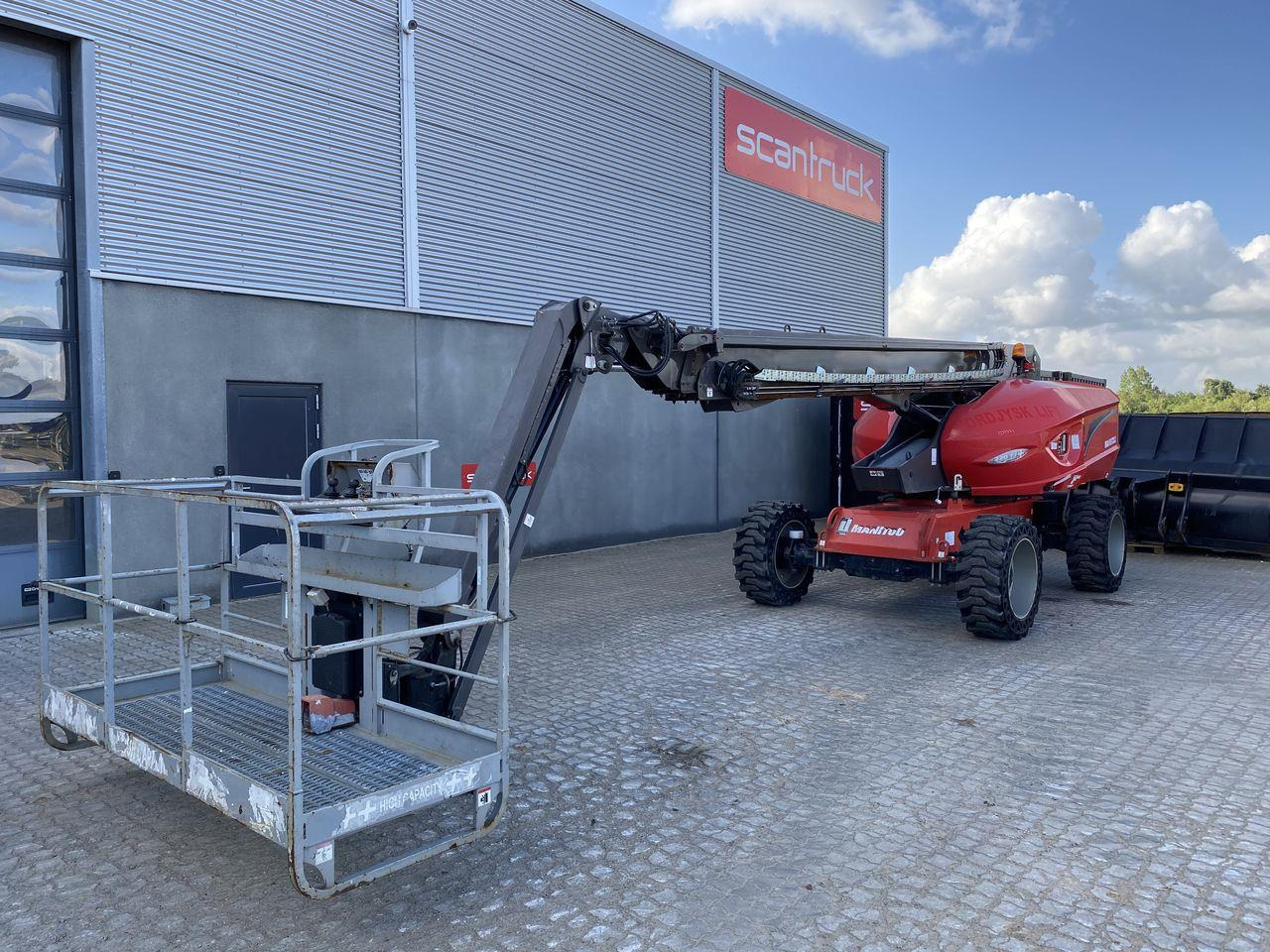 Manitou 220TJ+ - Nacelle télescopique: photos 1 Manitou 220TJ+ - Nacelle télescopique: photos 1
