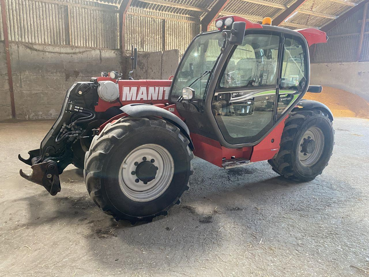Manitou MLT735-120PS Elite - Chariot télescopique: photos 1 Manitou MLT735-120PS Elite - Chariot télescopique: photos 1