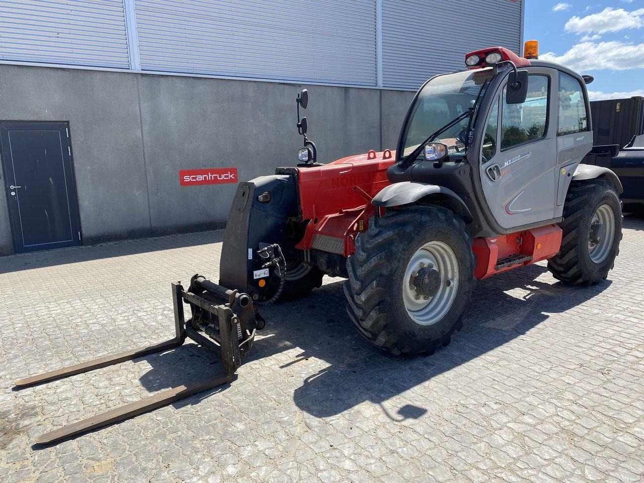 Manitou MT835 ST3B - Chariot télescopique: photos 1 Manitou MT835 ST3B - Chariot télescopique: photos 1