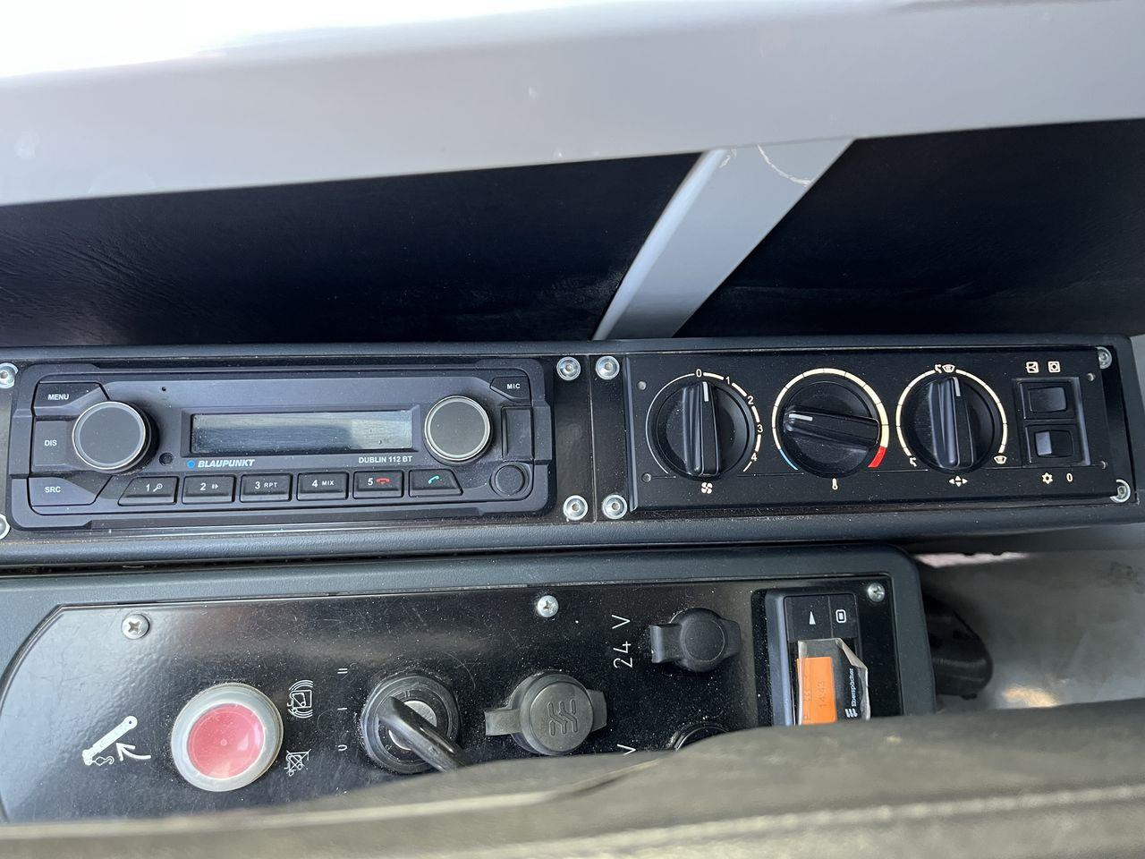 SENNEBOGEN 613E-R - Grue sur chenilles: photos 4 SENNEBOGEN 613E-R - Grue sur chenilles: photos 4