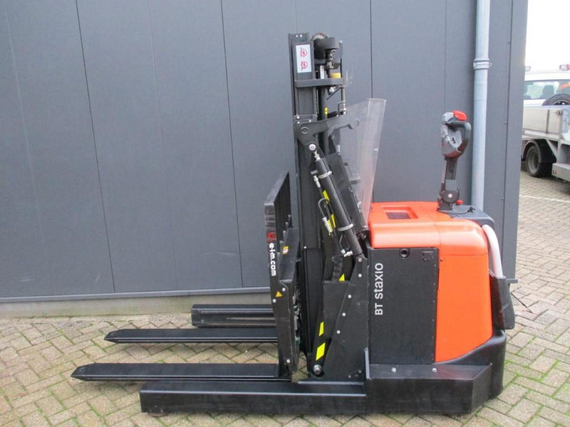 BT SPE 120 XR - Transpalette: photos 1 BT SPE 120 XR - Transpalette: photos 1