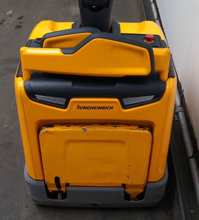 Jungheinrich ERE120 - Transpalette: photos 4 Jungheinrich ERE120 - Transpalette: photos 4