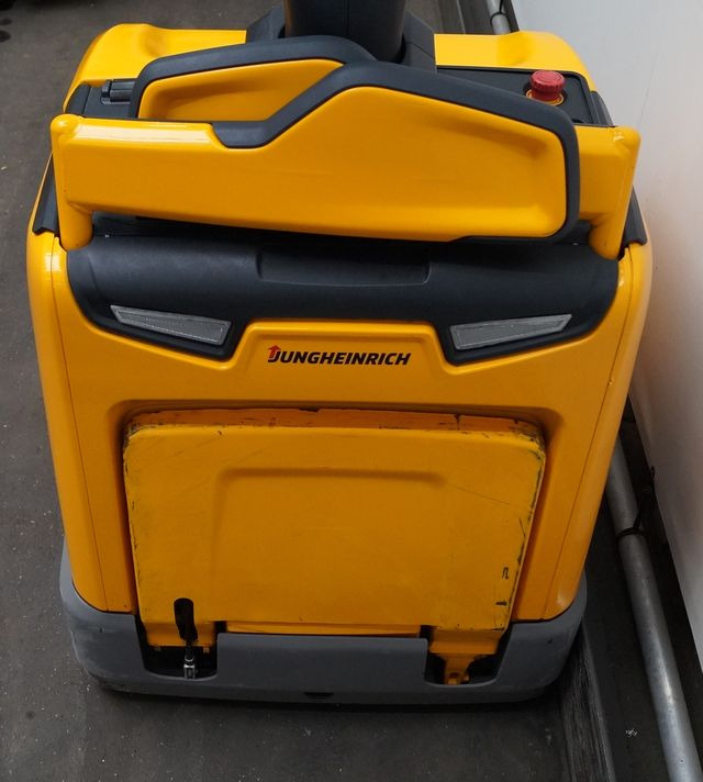 Jungheinrich ERE120 - Transpalette: photos 4 Jungheinrich ERE120 - Transpalette: photos 4