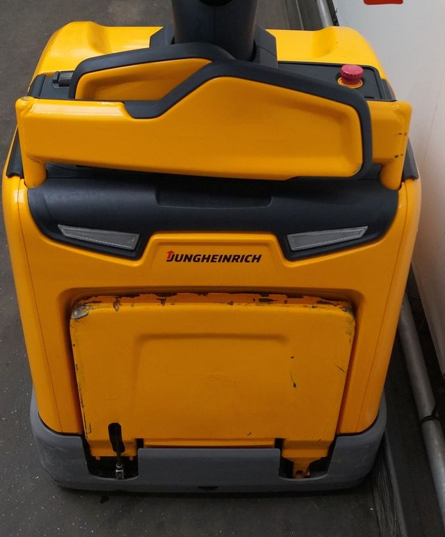 Jungheinrich ERE125 - Transpalette: photos 4 Jungheinrich ERE125 - Transpalette: photos 4