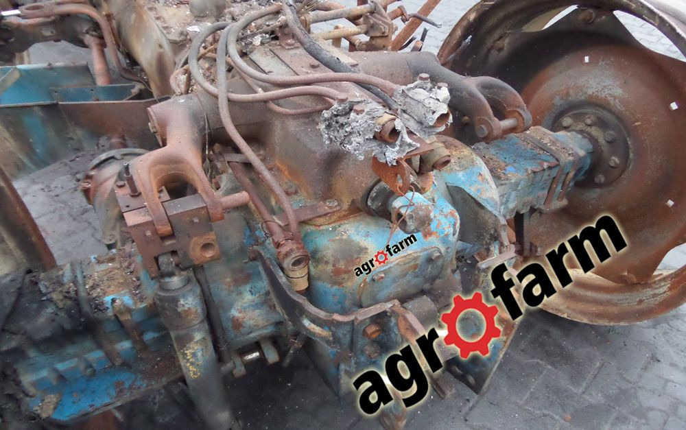 Ford 7700 7710 silnik skrzynia most zwolnica oś wał zawór blok - Moteur pour Machine agricole: photos 3 Ford 7700 7710 silnik skrzynia most zwolnica oś wał zawór blok - Moteur pour Machine agricole: photos 3