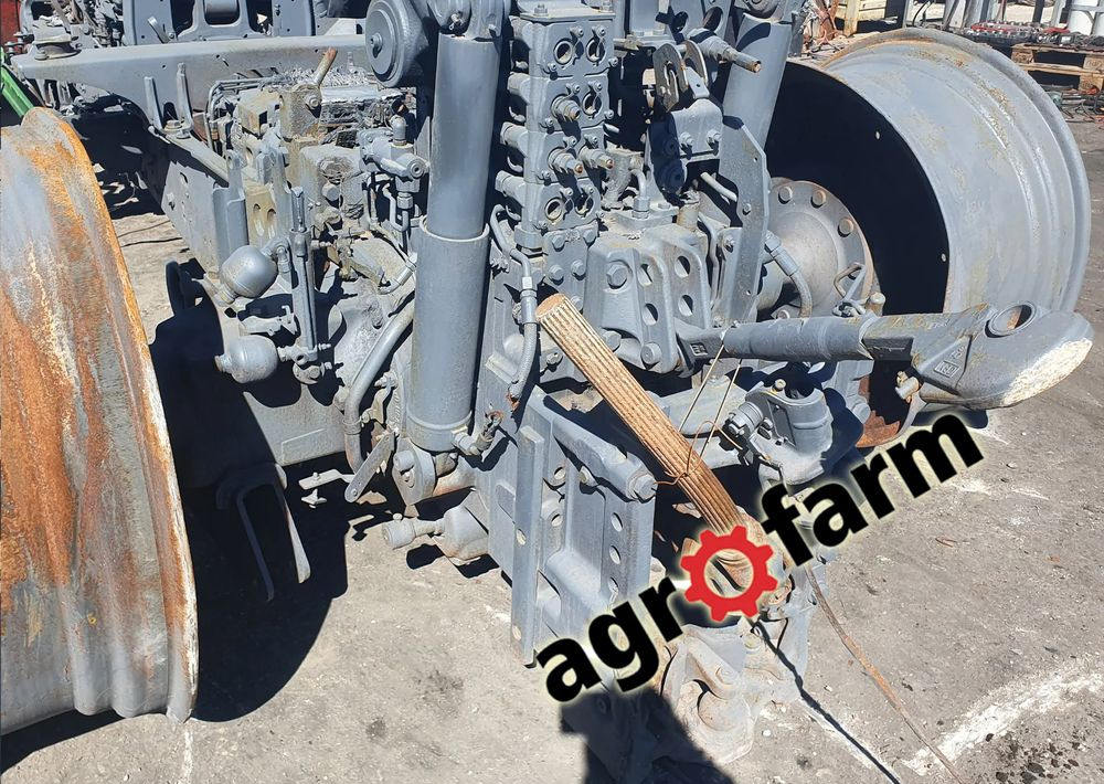 John Deere 6195R 6190 6R most wał blok skrzynia obudowa zwolnica - Boîte de vitesse pour Machine agricole: photos 2 John Deere 6195R 6190 6R most wał blok skrzynia obudowa zwolnica - Boîte de vitesse pour Machine agricole: photos 2
