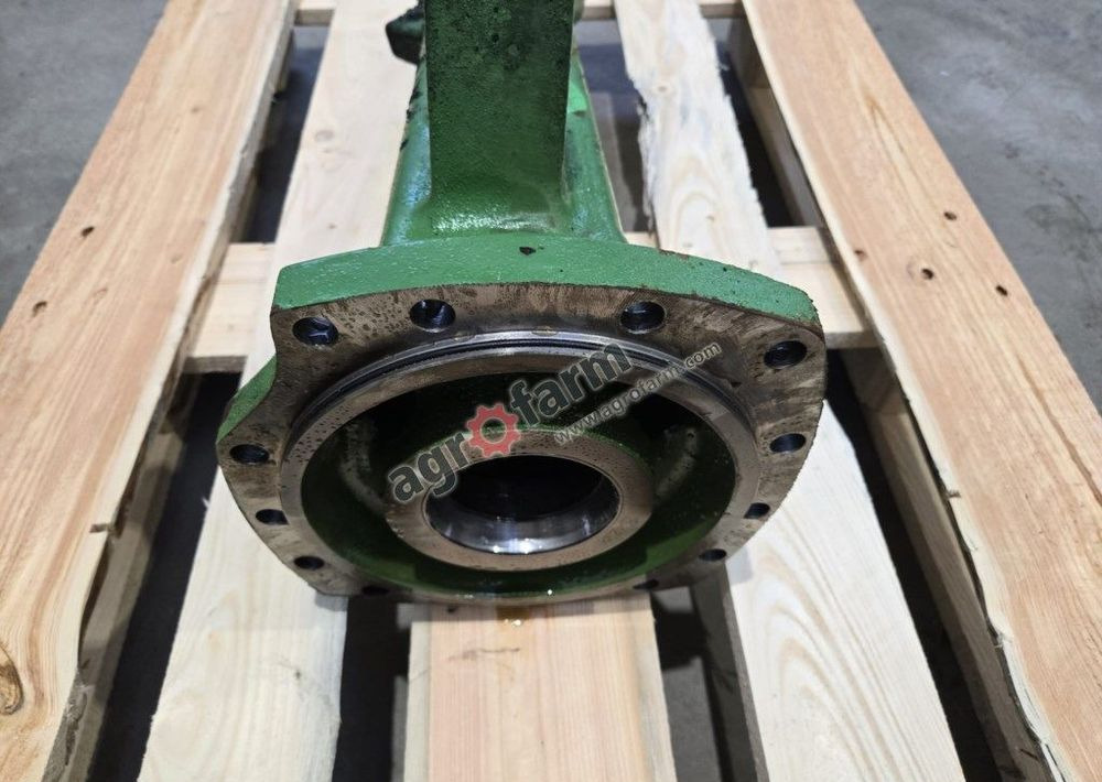 Obudowa most John Deere 6320, 6420, 6220, 6120 - Transmission: photos 3 Obudowa most John Deere 6320, 6420, 6220, 6120 - Transmission: photos 3