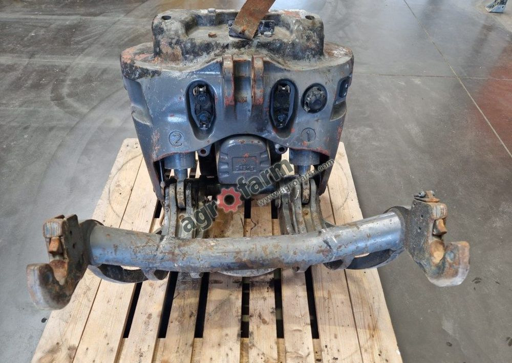 TUZ, przedni podnośnik, Massey Ferguson 8660 - Pièces de rechange: photos 1 TUZ, przedni podnośnik, Massey Ferguson 8660 - Pièces de rechange: photos 1