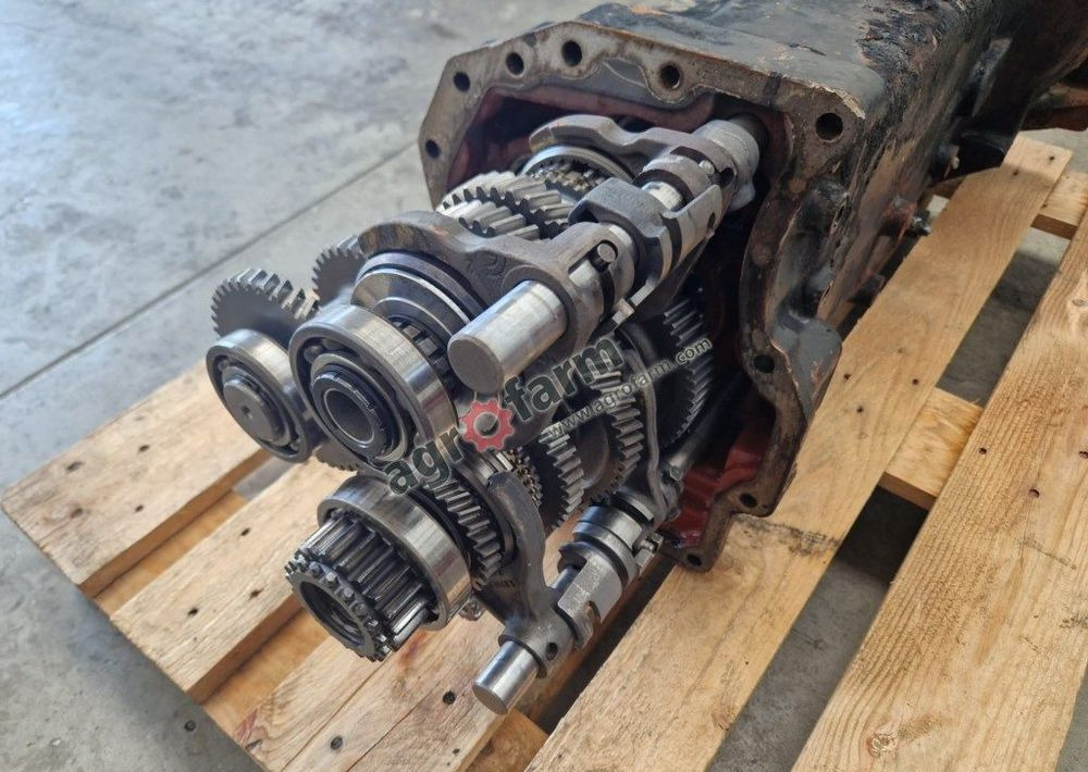 Skrzynia biegów Lamborghini Crono 00085412070 - Boîte de vitesse: photos 4 Skrzynia biegów Lamborghini Crono 00085412070 - Boîte de vitesse: photos 4