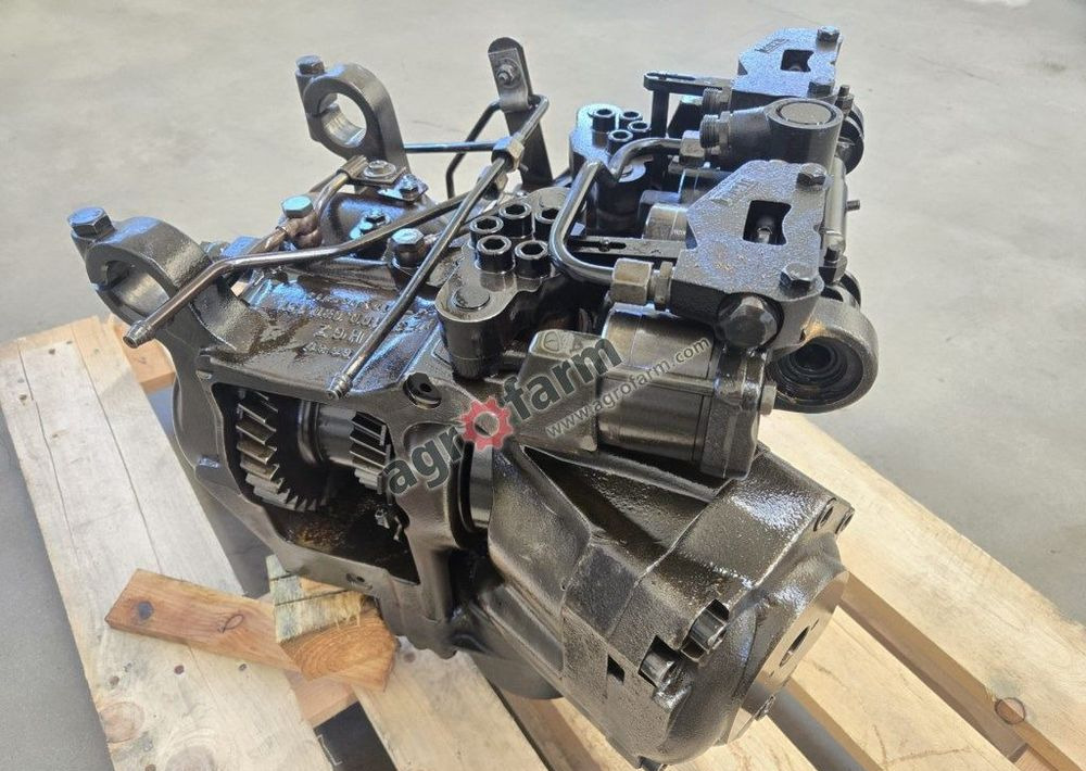 Skrzynia biegów Vario ML180, Massey Ferguson 6614 - Boîte de vitesse: photos 2 Skrzynia biegów Vario ML180, Massey Ferguson 6614 - Boîte de vitesse: photos 2
