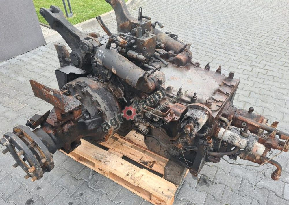 Skrzynia biegów, tylny most Massey Ferguson 6614 - Boîte de vitesse: photos 1 Skrzynia biegów, tylny most Massey Ferguson 6614 - Boîte de vitesse: photos 1