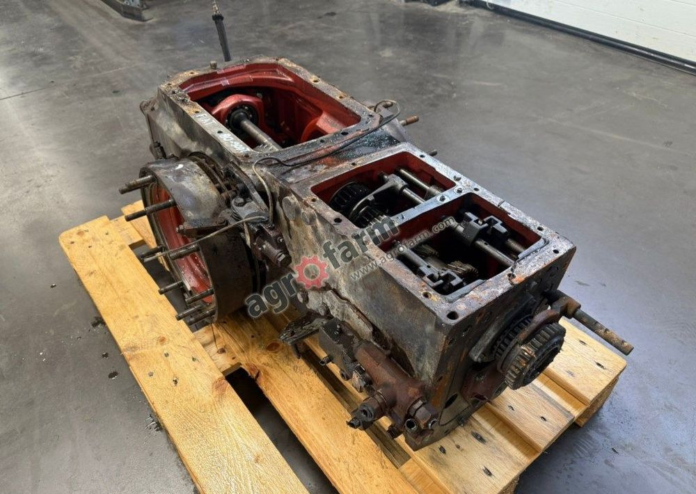 Skrzynia biegów z tylnym mostem Fiat 80-90 - Boîte de vitesse: photos 1 Skrzynia biegów z tylnym mostem Fiat 80-90 - Boîte de vitesse: photos 1