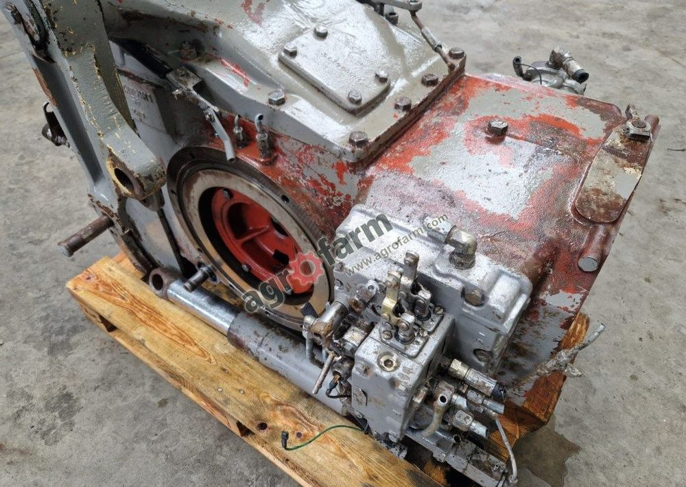 Tylny most Massey Ferguson 2640 - Transmission: photos 3 Tylny most Massey Ferguson 2640 - Transmission: photos 3