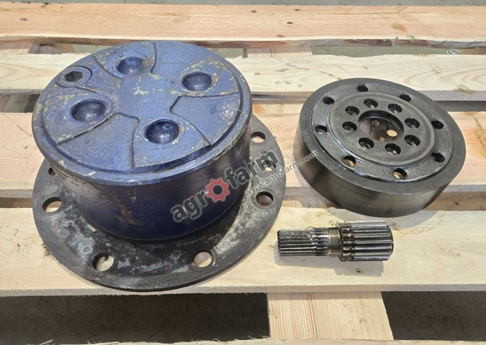 Układ planetarny, zwolnica John Deere 3650, 3350 - Transmission: photos 2 Układ planetarny, zwolnica John Deere 3650, 3350 - Transmission: photos 2