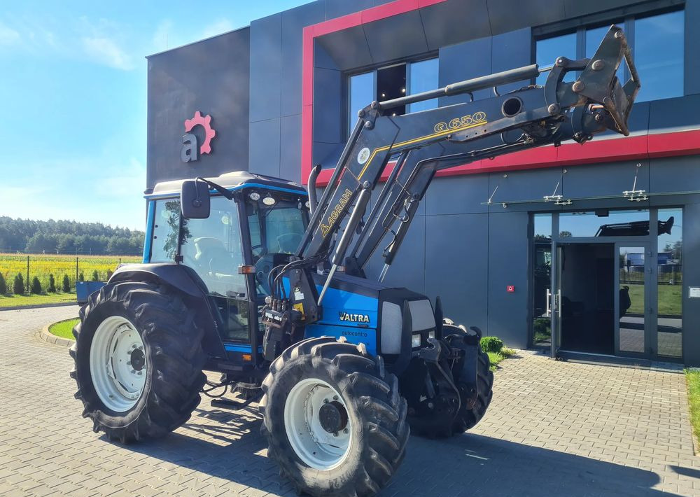 Valtra A95 - Tracteur agricole: photos 2 Valtra A95 - Tracteur agricole: photos 2