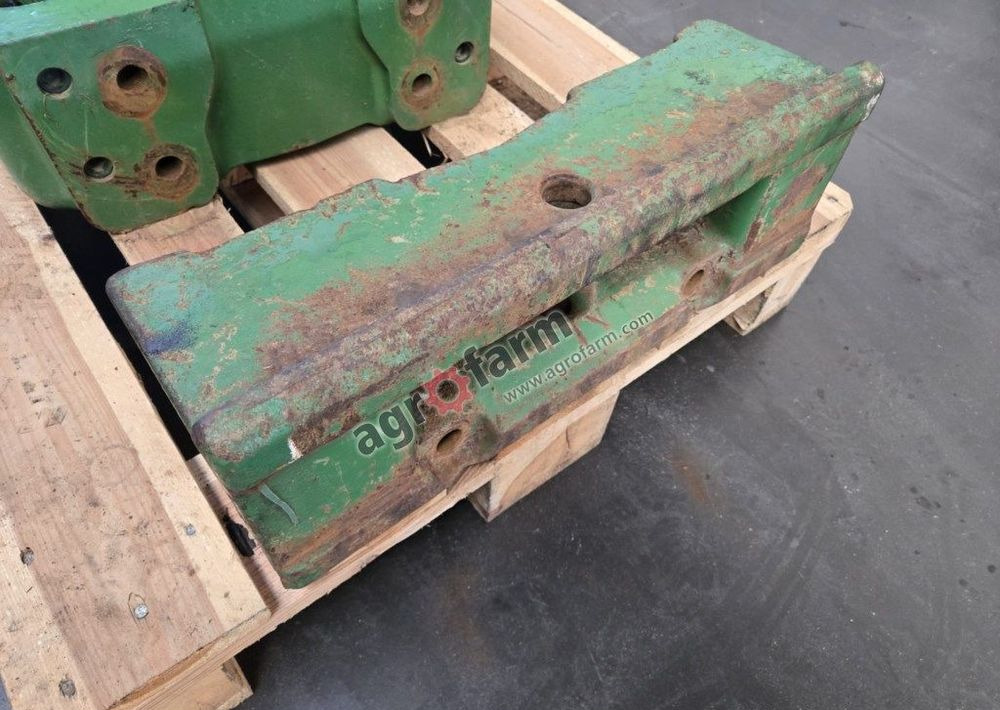 Zaczep przedni 65kg, John Deere 7800 - Carrosserie et extérieur: photos 1 Zaczep przedni 65kg, John Deere 7800 - Carrosserie et extérieur: photos 1