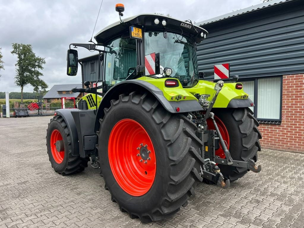 Claas Arion 660 - Tracteur agricole: photos 3 Claas Arion 660 - Tracteur agricole: photos 3