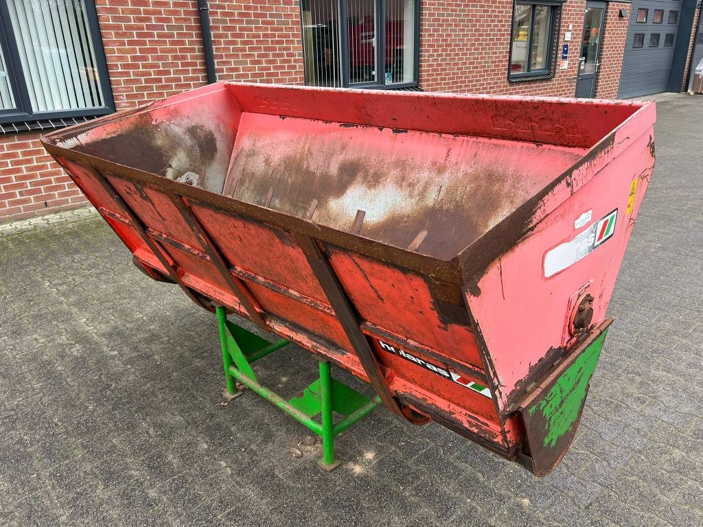 Holaras A-VDC12000 DB - Matériel d'élevage: photos 1 Holaras A-VDC12000 DB - Matériel d'élevage: photos 1