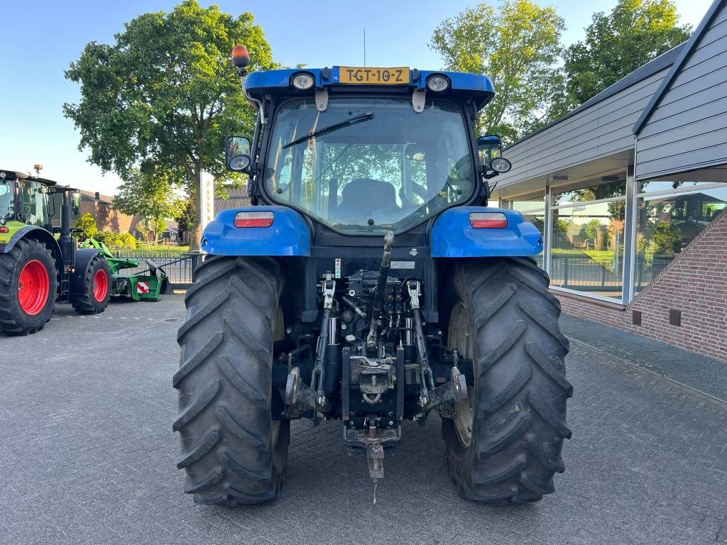 New Holland T 6.155 - Tracteur agricole: photos 4 New Holland T 6.155 - Tracteur agricole: photos 4