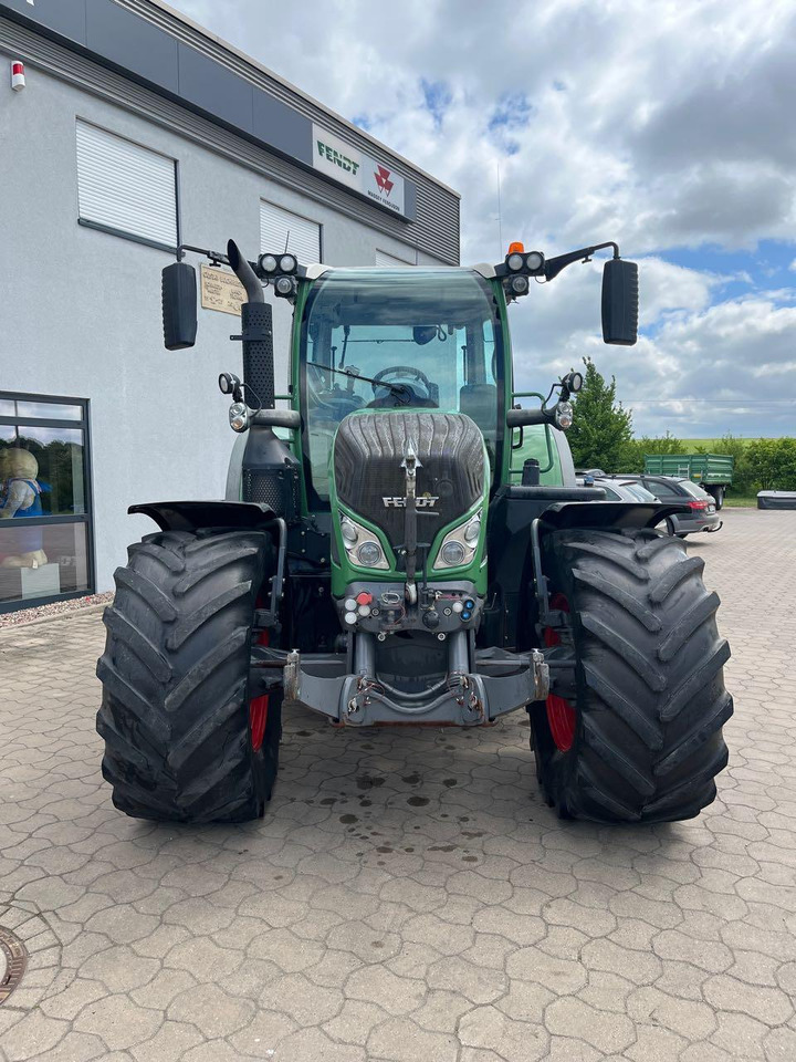 Fendt 718 Vario SCR - Tracteur agricole: photos 3 Fendt 718 Vario SCR - Tracteur agricole: photos 3