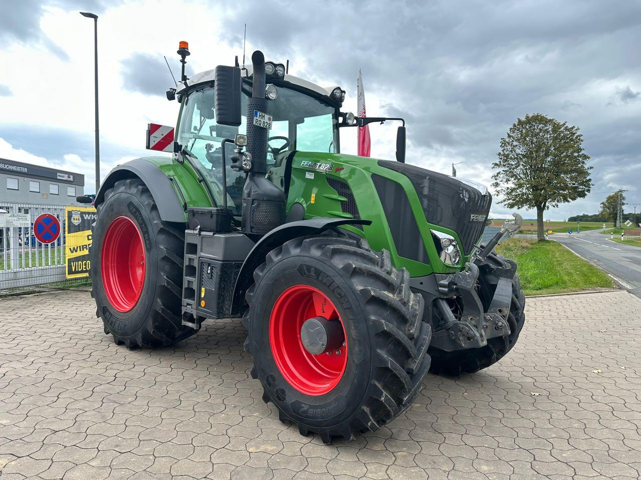 Fendt 828 S4 ProfiPlus - Tracteur agricole: photos 3 Fendt 828 S4 ProfiPlus - Tracteur agricole: photos 3