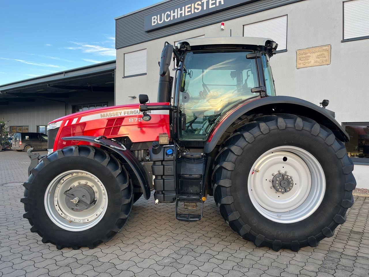 Massey Ferguson MF 8727 Dyna-VT - Tracteur agricole: photos 1 Massey Ferguson MF 8727 Dyna-VT - Tracteur agricole: photos 1