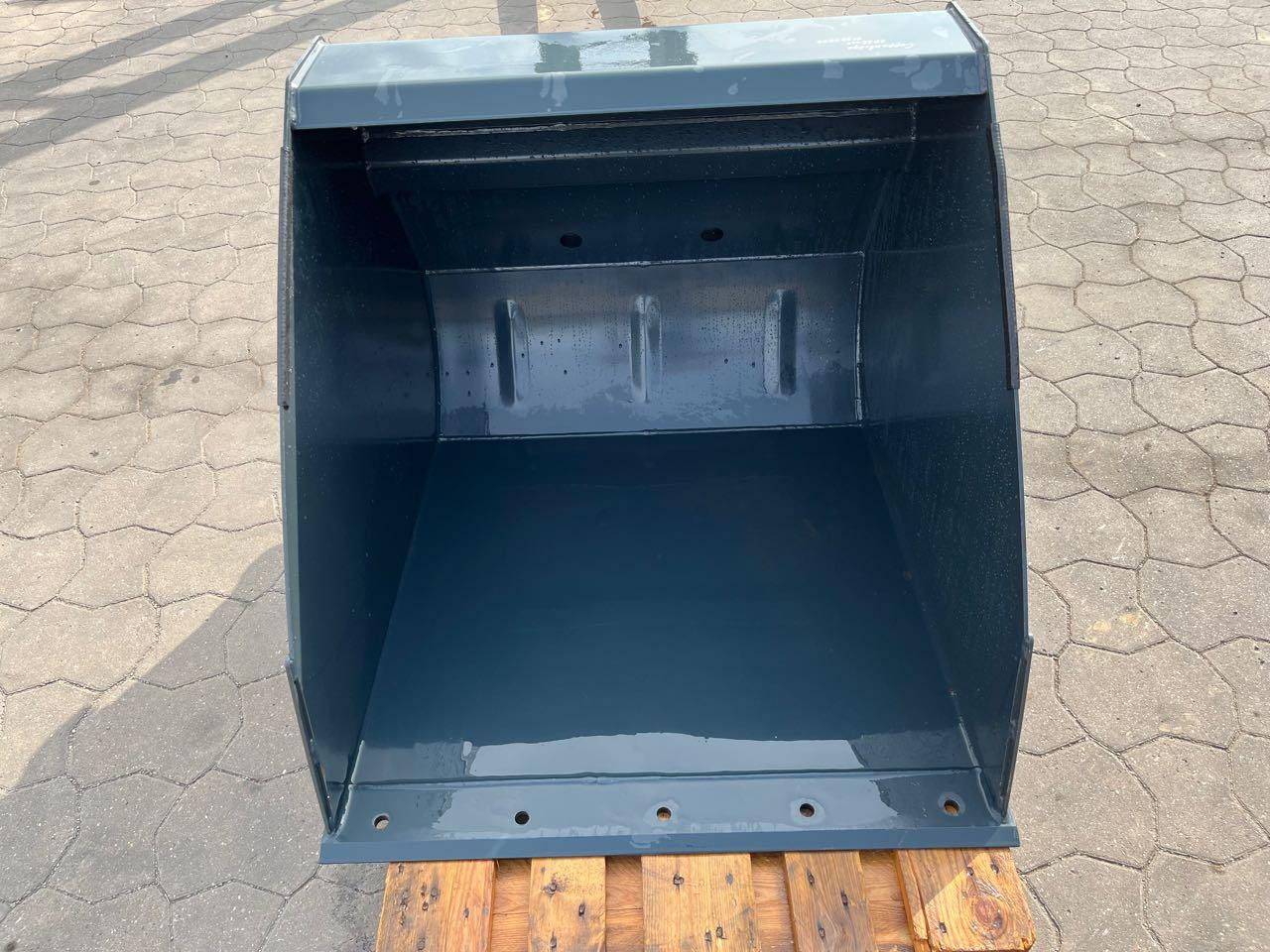 Schäffer Universalschaufel 90 - Godet pour chargeur: photos 3 Schäffer Universalschaufel 90 - Godet pour chargeur: photos 3